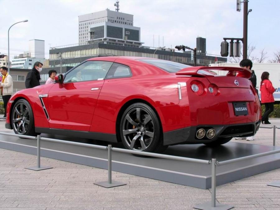  Nissan GT-R Super Gt 2008 года  (фото 21 из 31)